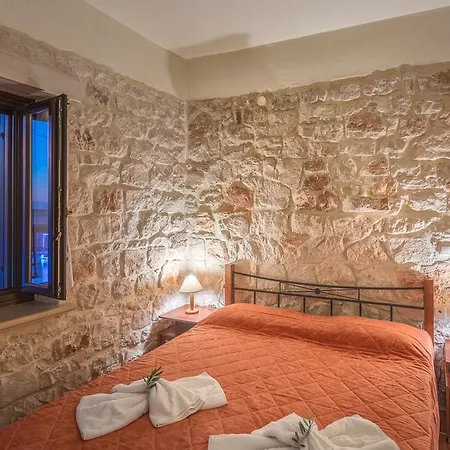 Dantes Maisonettes شقة اليكاناس